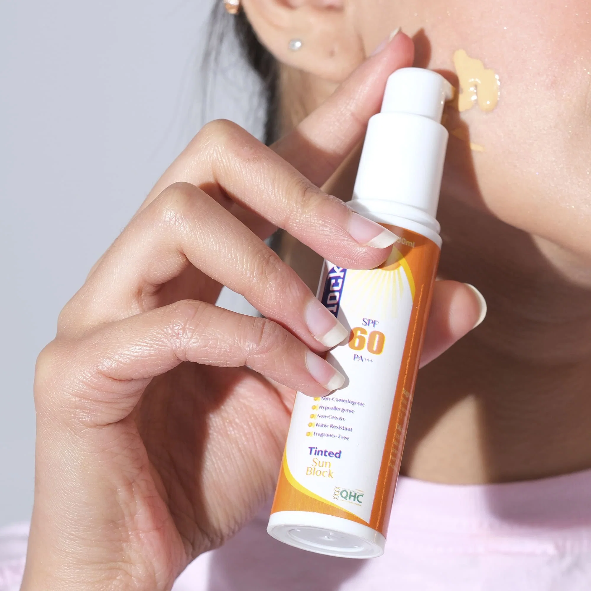 Max block SPF 60 Tinted Sunblock (Beige) - Image 4